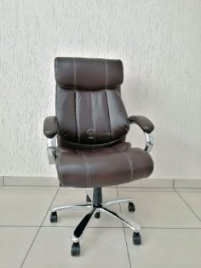 Кресло Barneo K-303 для руководителя (коричневая экокожа) в Добрянке - dobryanka.ok-mebel.com | фото 1