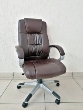 Кресло Barneo K-6 для руководителя (коричневая экокожа) в Добрянке - dobryanka.ok-mebel.com | фото 1