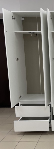 Шкаф 2-ств. с 2 ящиками и вешалкой "Бьянко" в Добрянке - dobryanka.ok-mebel.com | фото 2